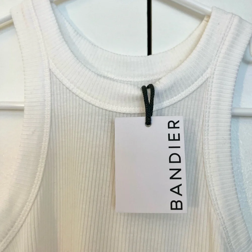 WSLY by Bandier Ribbed White Tank Top size S NWT gym/athleisure - Picture 4 of 11